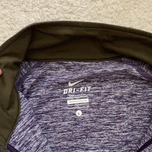 NIKE QUARTER ZIP - Picture 2 of 3